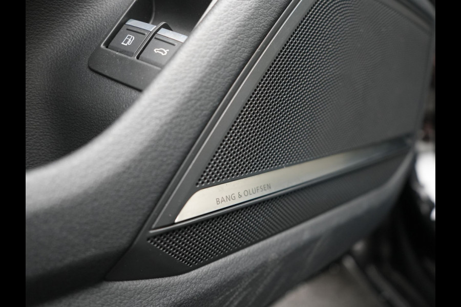 Audi A6 Avant 50 TFSI Quattro Design Plug In Hybrid 300pk Dealer O.H PHEV | Panodak | Head Up | Adaptive Cruise | 360 Camera | Bang&olufsen | Lederen Sportstoelen Memory & Verwarmd | Navigatie | Virtual | DAB |
