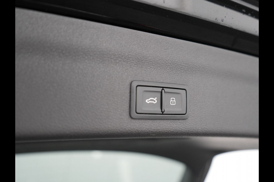 Audi A6 Avant 50 TFSI Quattro Design Plug In Hybrid 300pk Dealer O.H PHEV | Panodak | Head Up | Adaptive Cruise | 360 Camera | Bang&olufsen | Lederen Sportstoelen Memory & Verwarmd | Navigatie | Virtual | DAB |