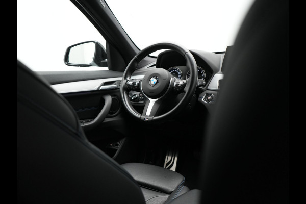 BMW X1 xDrive25e M Sport Plug In Hybrid 222pk Dealer O.H PHEV | Trekhaak Afneembaar | Head Up | Camera | M-Sport Stuur | Lederen Sportstoelen Verwarmd | Keyless | Cruise Control | Navigatie | DAB |