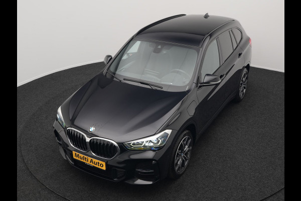 BMW X1 xDrive25e M Sport Plug In Hybrid 222pk Dealer O.H PHEV | Trekhaak Afneembaar | Head Up | Camera | M-Sport Stuur | Lederen Sportstoelen Verwarmd | Keyless | Cruise Control | Navigatie | DAB |