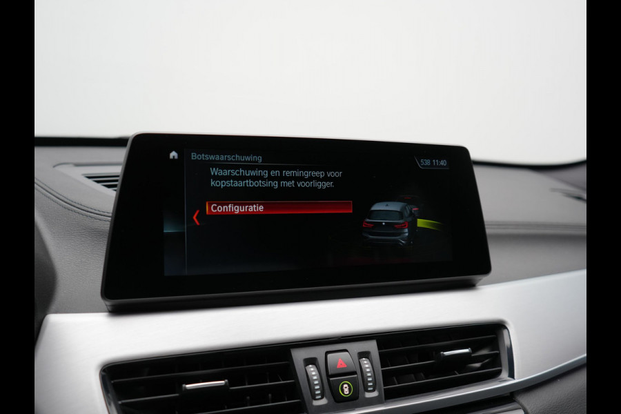 BMW X1 xDrive25e M Sport Plug In Hybrid 222pk Dealer O.H PHEV | Trekhaak Afneembaar | Head Up | Camera | M-Sport Stuur | Lederen Sportstoelen Verwarmd | Keyless | Cruise Control | Navigatie | DAB |