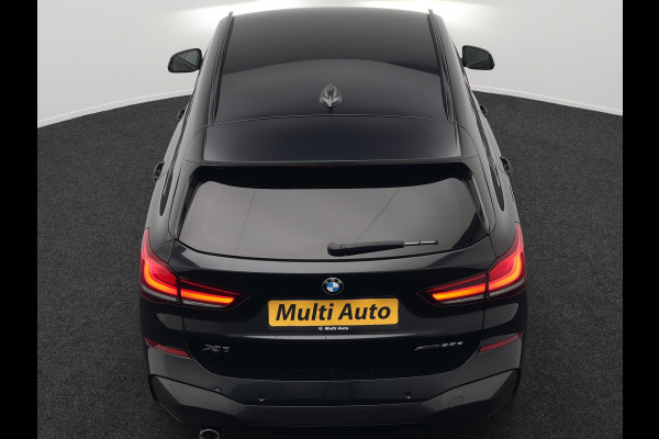 BMW X1 xDrive25e M Sport Plug In Hybrid 222pk Dealer O.H PHEV | Trekhaak Afneembaar | Head Up | Camera | M-Sport Stuur | Lederen Sportstoelen Verwarmd | Keyless | Cruise Control | Navigatie | DAB |