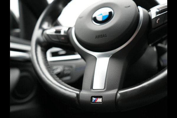 BMW X1 xDrive25e M Sport Plug In Hybrid 222pk Dealer O.H PHEV | Trekhaak Afneembaar | Head Up | Camera | M-Sport Stuur | Lederen Sportstoelen Verwarmd | Keyless | Cruise Control | Navigatie | DAB |