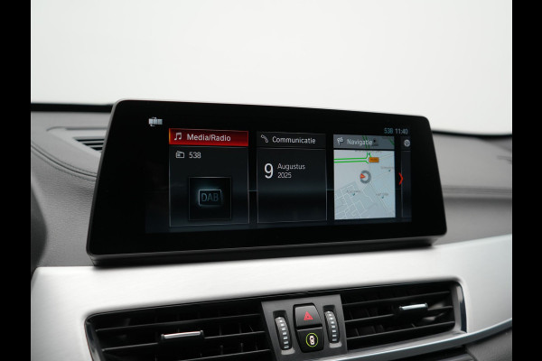 BMW X1 xDrive25e M Sport Plug In Hybrid 222pk Dealer O.H PHEV | Trekhaak Afneembaar | Head Up | Camera | M-Sport Stuur | Lederen Sportstoelen Verwarmd | Keyless | Cruise Control | Navigatie | DAB |
