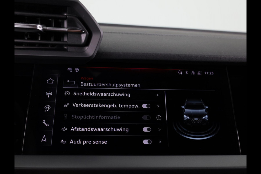 Audi A3 Sportback 35 TFSI S edition 150 pk S-tronic | Private lease € 701,- | Navigatie | Parkeersensoren (Park assist) | Apple Carplay/Android Auto | S-Line |