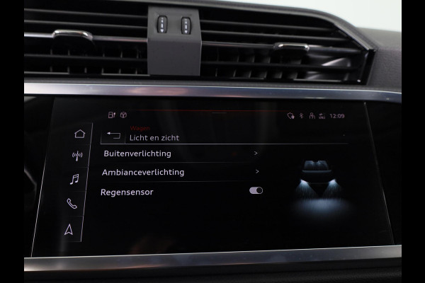 Audi Q3 45 TFSI e Business Edition 245 pk S-tronic | Navigatie | Elektr. trekhaak | Parkeersensoren | Achteruitrijcamera | LED koplampen | Stoelverwarming |