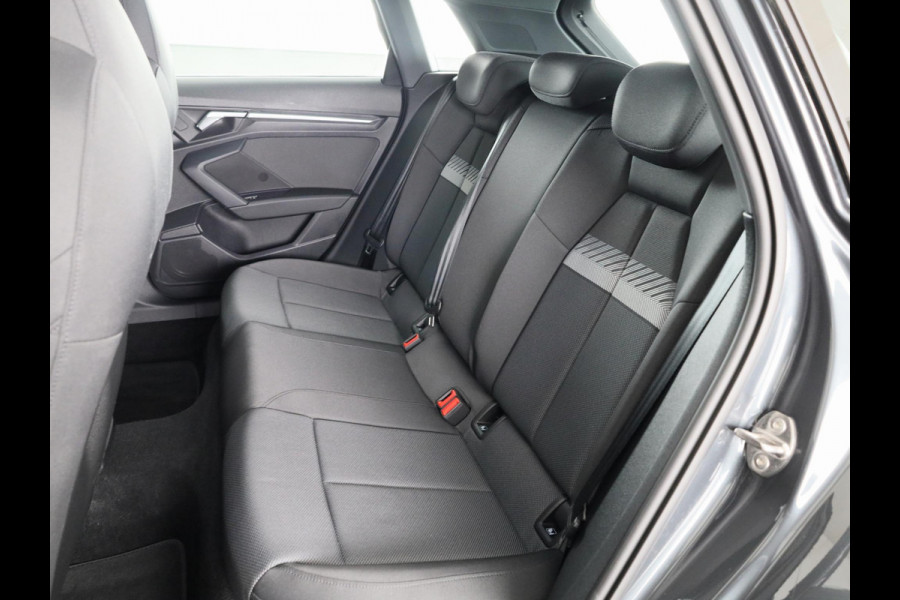 Audi A3 Sportback 30 TFSI Advanced edition 110 pk S-tronic | Verlengde garantie | Navigatie | Parkeersensoren achter | LED koplampen | Apple Carplay/Android Auto |