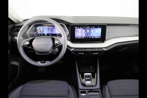 Škoda Octavia Combi Business Edition m-HEV 1.5 TSI 115 pk 7 versn. DSG | Getint glas achter | Trekhaak wegklapbaar