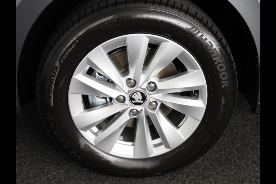 Škoda Octavia Combi Business Edition m-HEV 1.5 TSI 115 pk 7 versn. DSG | Getint glas achter | Trekhaak wegklapbaar