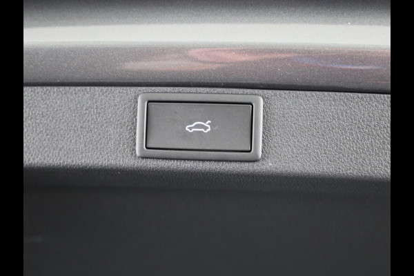 Škoda Octavia Combi Business Edition m-HEV 1.5 TSI 115 pk 7 versn. DSG | Getint glas achter | Trekhaak wegklapbaar