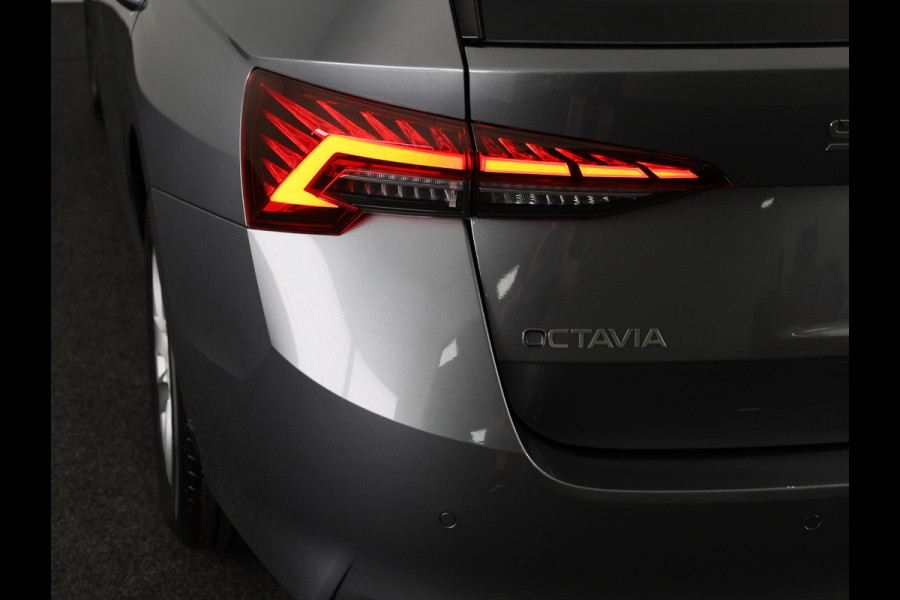 Škoda Octavia Combi Business Edition m-HEV 1.5 TSI 115 pk 7 versn. DSG | Getint glas achter | Trekhaak wegklapbaar