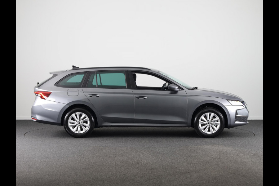Škoda Octavia Combi Business Edition m-HEV 1.5 TSI 115 pk 7 versn. DSG | Getint glas achter | Trekhaak wegklapbaar