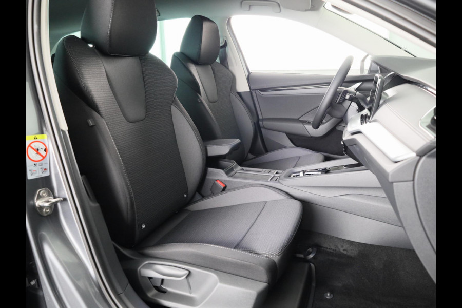 Škoda Octavia Combi Business Edition m-HEV 1.5 TSI 115 pk 7 versn. DSG | Getint glas achter | Trekhaak wegklapbaar
