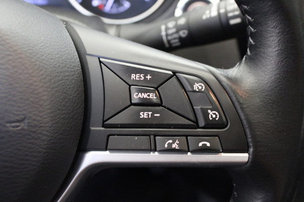 Nissan QASHQAI 1.2 N-Connecta |Pano|