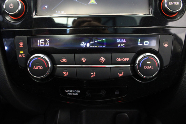 Nissan QASHQAI 1.2 N-Connecta |Pano|