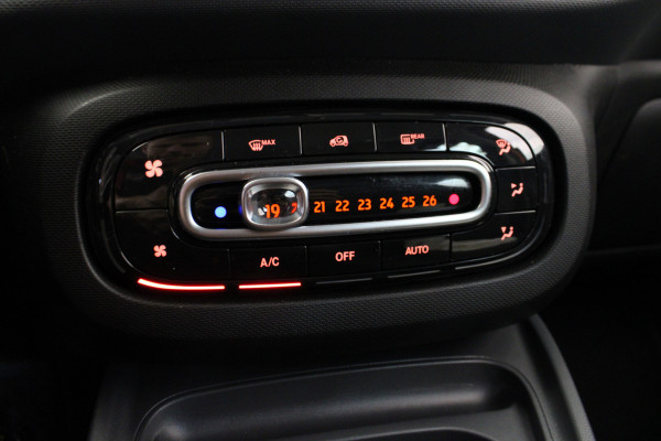 Smart Forfour EQ Business Solution 18 kWh