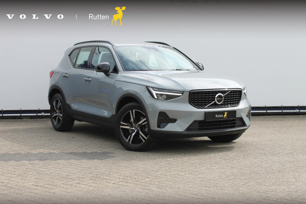 Volvo XC40 B4 211pk Automaat Plus Dark Google infotainment / Adaptieve cruise control / Verwarmbare voorstoelen en stuurwiel / Elektrisch bedienbare bestuurdersstoel met geheugen / Semi elektrisch wegklapbare trekhaak