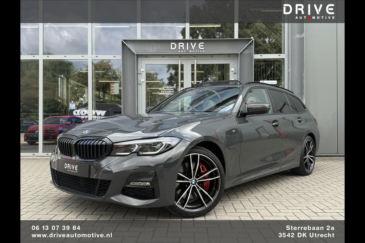 BMW 3 Serie Touring 330e Bus. Ed Plus M-Sport|SOH89%|Pano|Laser|Trekhaak|HUD|Leer|Dravitgrau BMW 3 Serie Touring 330e Bus. Ed Plus M-Sport|SOH89%|Pano|Laser|Trekhaak|HUD|Leer|Dravitgrau