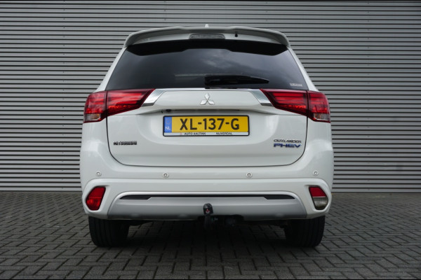 Mitsubishi Outlander PHEV Intense+ AUTOMAAT SCHUIFDAK | ELEK.KLEP | CARPLAY | HAAK!