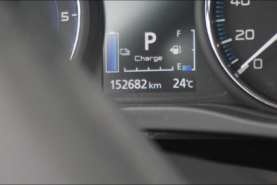 Mitsubishi Outlander PHEV Intense+ AUTOMAAT SCHUIFDAK | ELEK.KLEP | CARPLAY | HAAK!