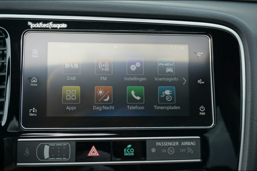 Mitsubishi Outlander PHEV Intense+ AUTOMAAT SCHUIFDAK | ELEK.KLEP | CARPLAY | HAAK!