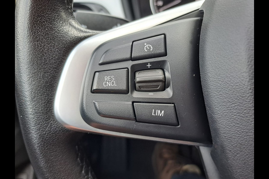 BMW X1 xDrive25e High Executive PHEV | Led | Trekhaak | Leder | Elek. klep | Navi | Camera | Stoelverwarming |