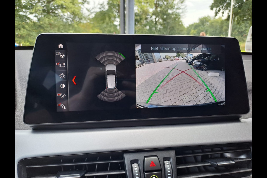 BMW X1 xDrive25e High Executive PHEV | Led | Trekhaak | Leder | Elek. klep | Navi | Camera | Stoelverwarming |