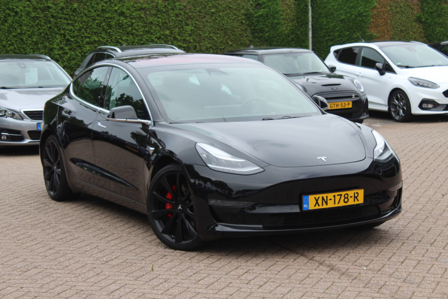 Tesla Model 3 Performance AWD 75 kWh / SoH 91.4% / Autopilot / Panoramadak / Camera / Leder / 20''' Leder / Premium Audio