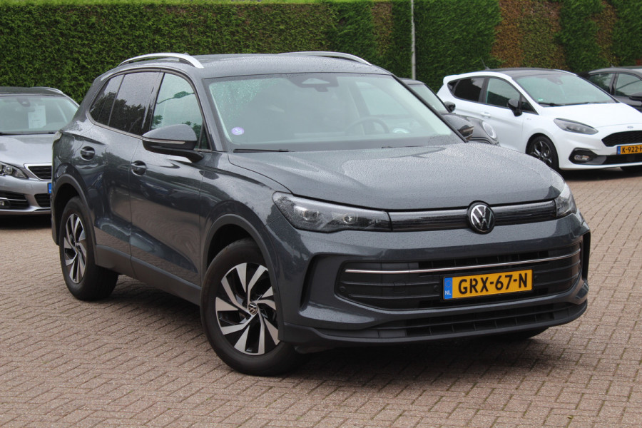 Volkswagen Tiguan 1.5 eTSI Life Edition / Camera / Navigatie / 17'' / Keyless / Dodehoek / DAB / ACC