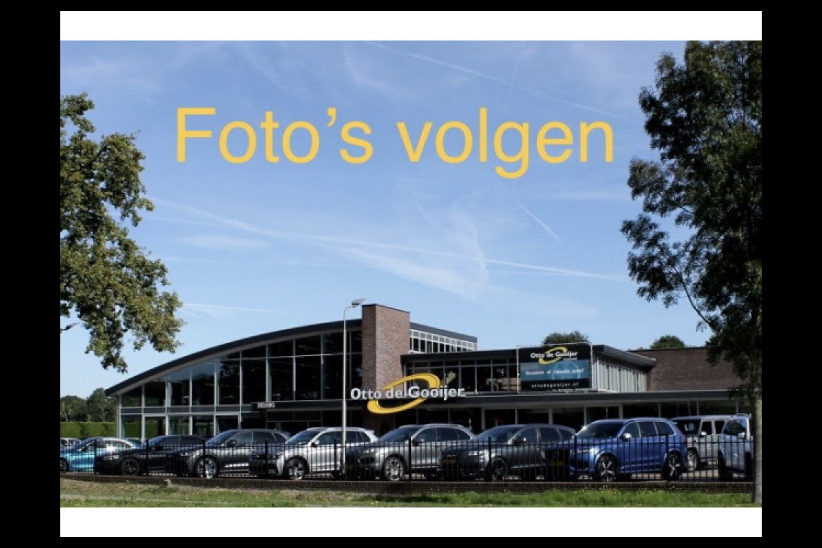 Porsche Macan 2.0 / Camera / Luchtvering / Navigatie / 21'' / Bose / Stoelverwarming / Dodehoek / Cruise Control
