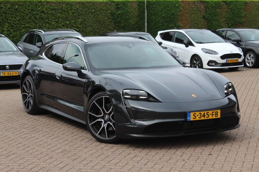 Porsche Taycan Sport Turismo 79 kWh / SoH 90.8% / Panoramadak / Camera / Adaptieve stoelen / Luchtvering / 21'' / Bose / Keyless / Sportchrono / Stoelverwarming / DAB / ACC