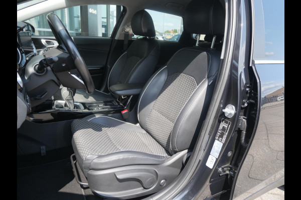 Kia Ceed Sportswagon 1.5 T-GDi DynamicPlusLine | Stoel- en stuurverwarming | Camera | Carplay