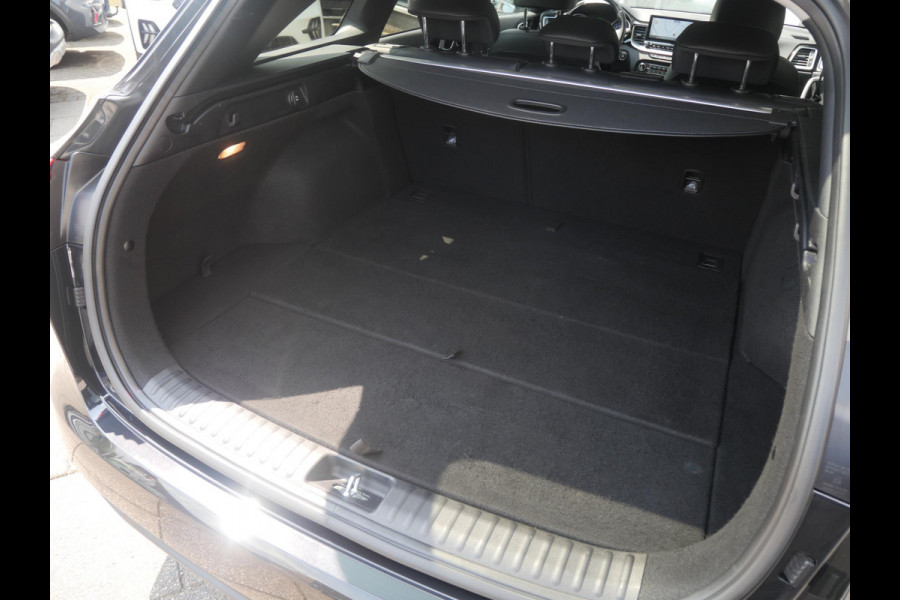 Kia Ceed Sportswagon 1.5 T-GDi DynamicPlusLine | Stoel- en stuurverwarming | Camera | Carplay