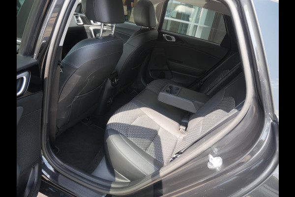 Kia Ceed Sportswagon 1.5 T-GDi DynamicPlusLine | Stoel- en stuurverwarming | Camera | Carplay