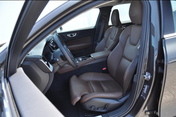 Volvo V60 T8 390PK Automaat Plug-in hybrid AWD Inscription Cruise control/ Climate control/ On Call/ Trekhaak/ Parkeersensoren met camera/ Navigatie/ Elektrische achterklep/ Elektrische stoel