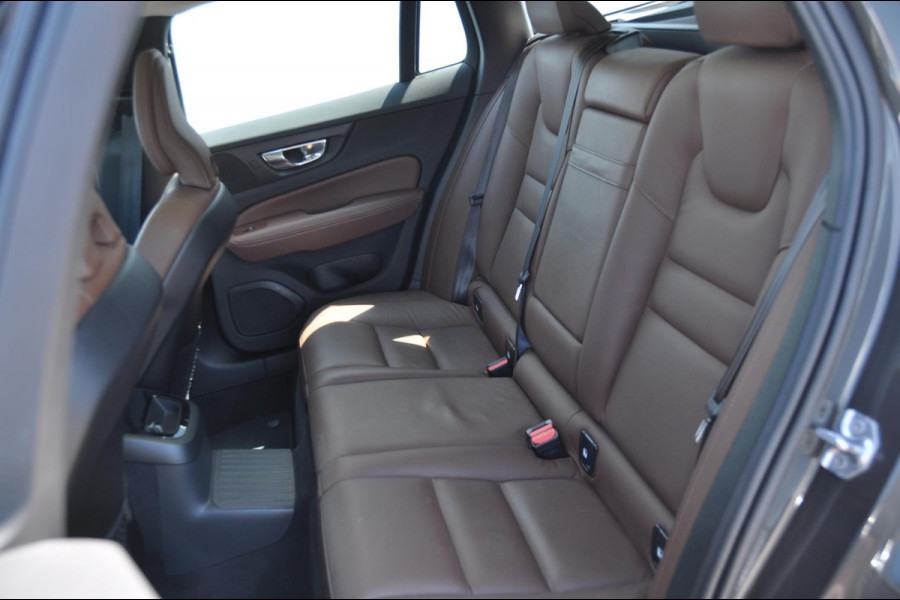 Volvo V60 T8 390PK Automaat Plug-in hybrid AWD Inscription Cruise control/ Climate control/ On Call/ Trekhaak/ Parkeersensoren met camera/ Navigatie/ Elektrische achterklep/ Elektrische stoel