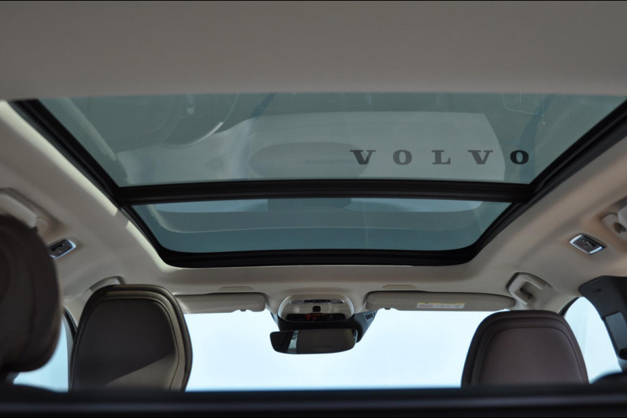 Volvo V60 T8 390PK Automaat Plug-in hybrid AWD Inscription Cruise control/ Climate control/ On Call/ Trekhaak/ Parkeersensoren met camera/ Navigatie/ Elektrische achterklep/ Elektrische stoel