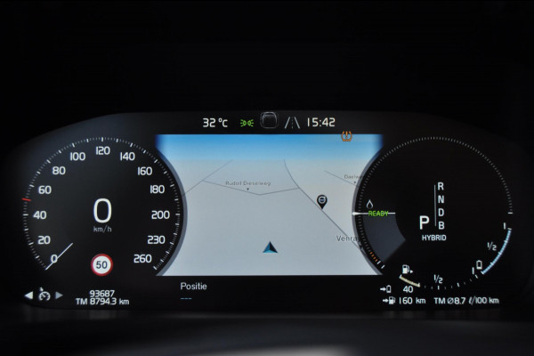 Volvo V60 T8 390PK Automaat Plug-in hybrid AWD Inscription Cruise control/ Climate control/ On Call/ Trekhaak/ Parkeersensoren met camera/ Navigatie/ Elektrische achterklep/ Elektrische stoel