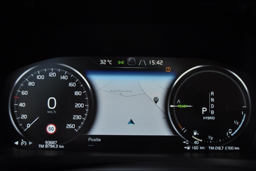 Volvo V60 T8 390PK Automaat Plug-in hybrid AWD Inscription Cruise control/ Climate control/ On Call/ Trekhaak/ Parkeersensoren met camera/ Navigatie/ Elektrische achterklep/ Elektrische stoel