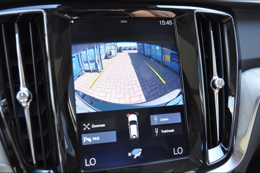 Volvo V60 T8 390PK Automaat Plug-in hybrid AWD Inscription Cruise control/ Climate control/ On Call/ Trekhaak/ Parkeersensoren met camera/ Navigatie/ Elektrische achterklep/ Elektrische stoel