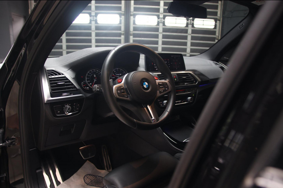 BMW X3 M Competition AKRAPOVIC-CARBON-H&K-HUD-360-DEALER