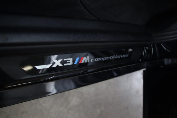 BMW X3 M Competition AKRAPOVIC-CARBON-H&K-HUD-360-DEALER