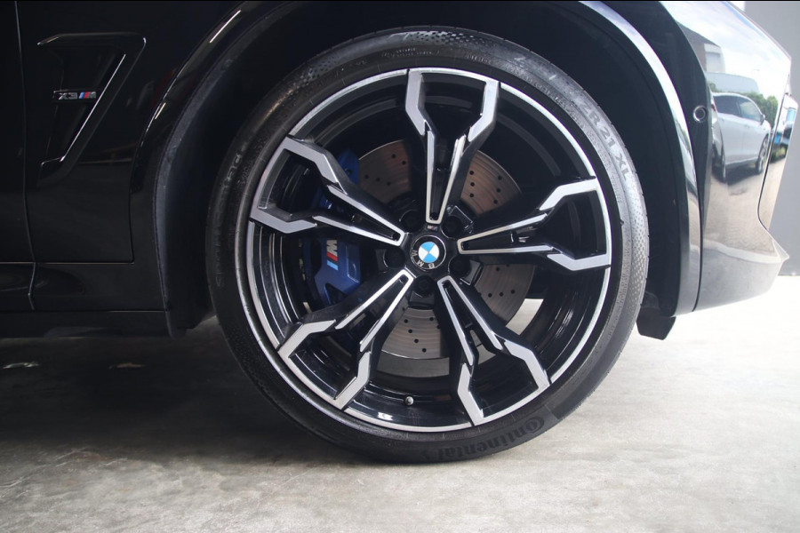 BMW X3 M Competition AKRAPOVIC-CARBON-H&K-HUD-360-DEALER