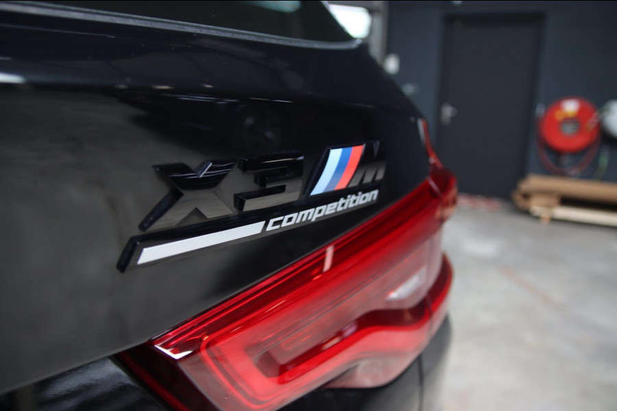 BMW X3 M Competition AKRAPOVIC-CARBON-H&K-HUD-360-DEALER