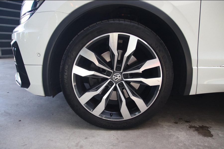 Volkswagen Tiguan 2.0 TSI 4Motion 3x R-line PANO-MEMORY-LEDER