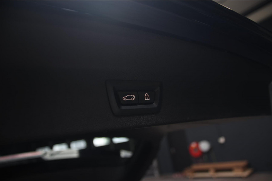 BMW X3 XDrive30e M-Sport PANO-LASER-HUD-TREKHAAK-LEDER