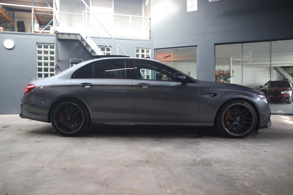 Mercedes-Benz E-Klasse AMG 63S E 63 s CERAMIC-PANO-CARBON-BURMESTER 3D