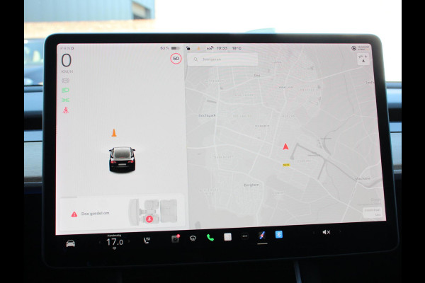 Tesla Model 3 Standard RWD Plus 60 kWh | Navigatie | Panorama dak | 360 camera | Parkeersensoren | Stoelverwarming | 19" lichtmetalen velgen | Ledverlichting Leder | Climate Control |