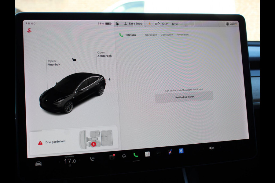 Tesla Model 3 Standard RWD Plus 60 kWh | Navigatie | Panorama dak | 360 camera | Parkeersensoren | Stoelverwarming | 19" lichtmetalen velgen | Ledverlichting Leder | Climate Control |