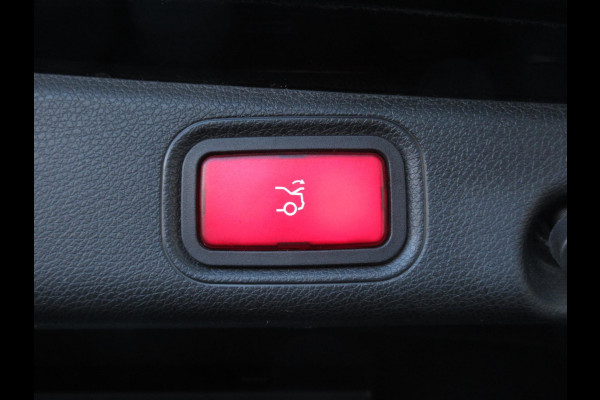 Mercedes-Benz E-Klasse E220 d Widescreen Camera Distronic